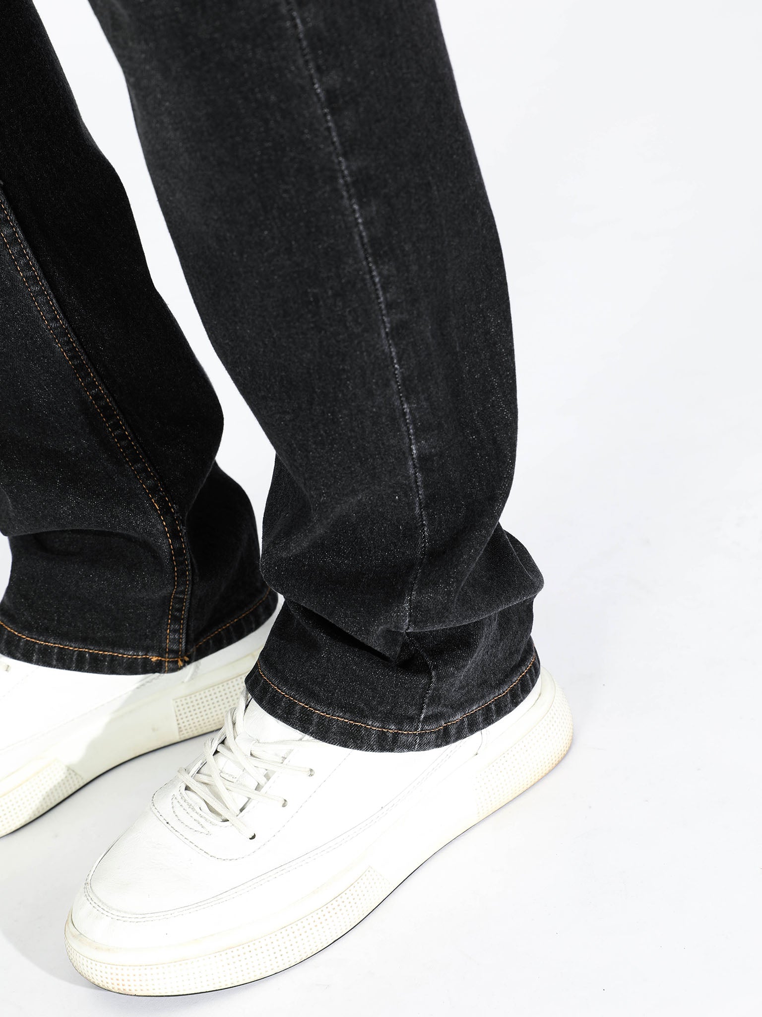 Slim Straight Jeans - Washed Black