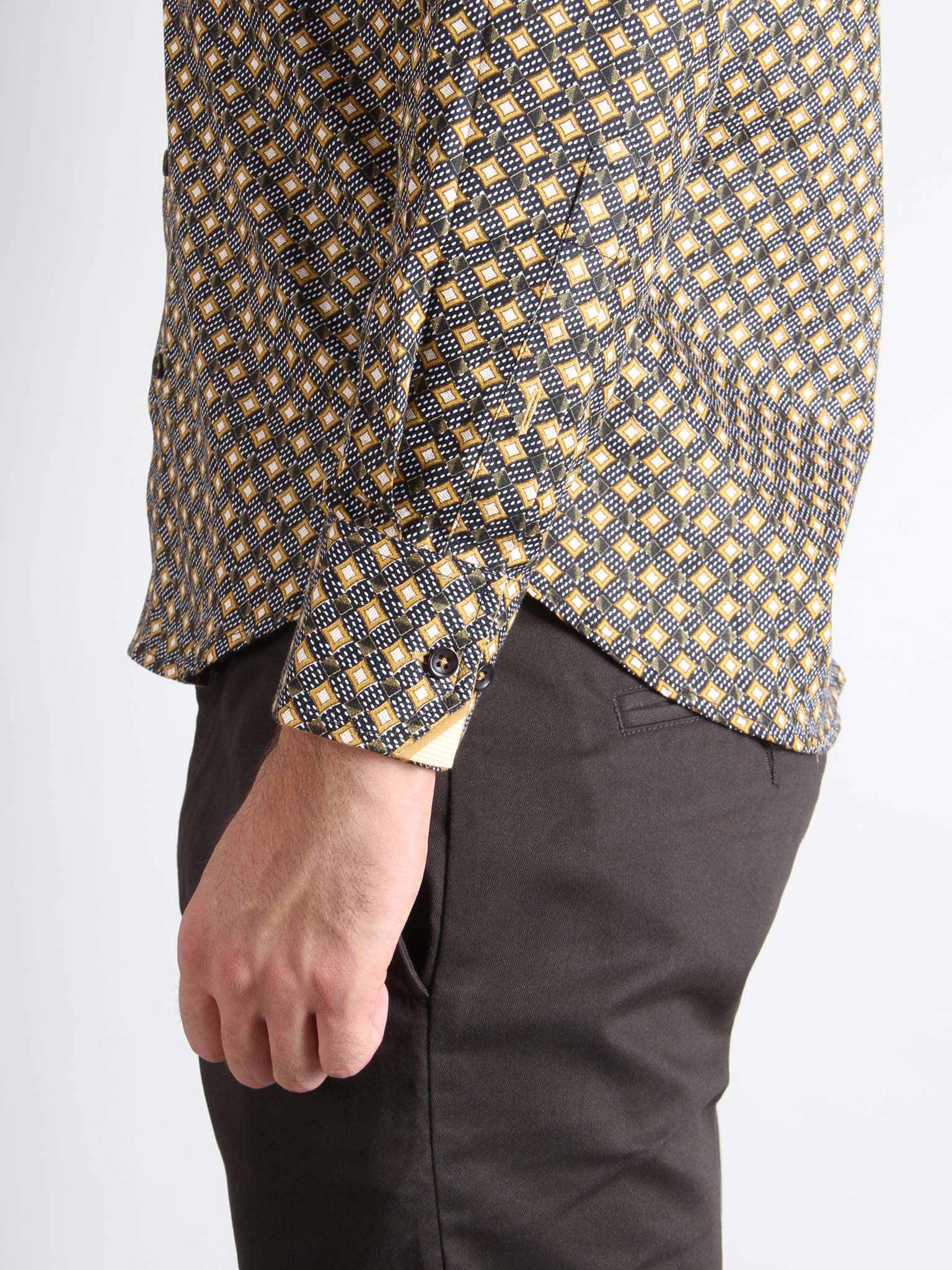 bright array shirt model cuff image