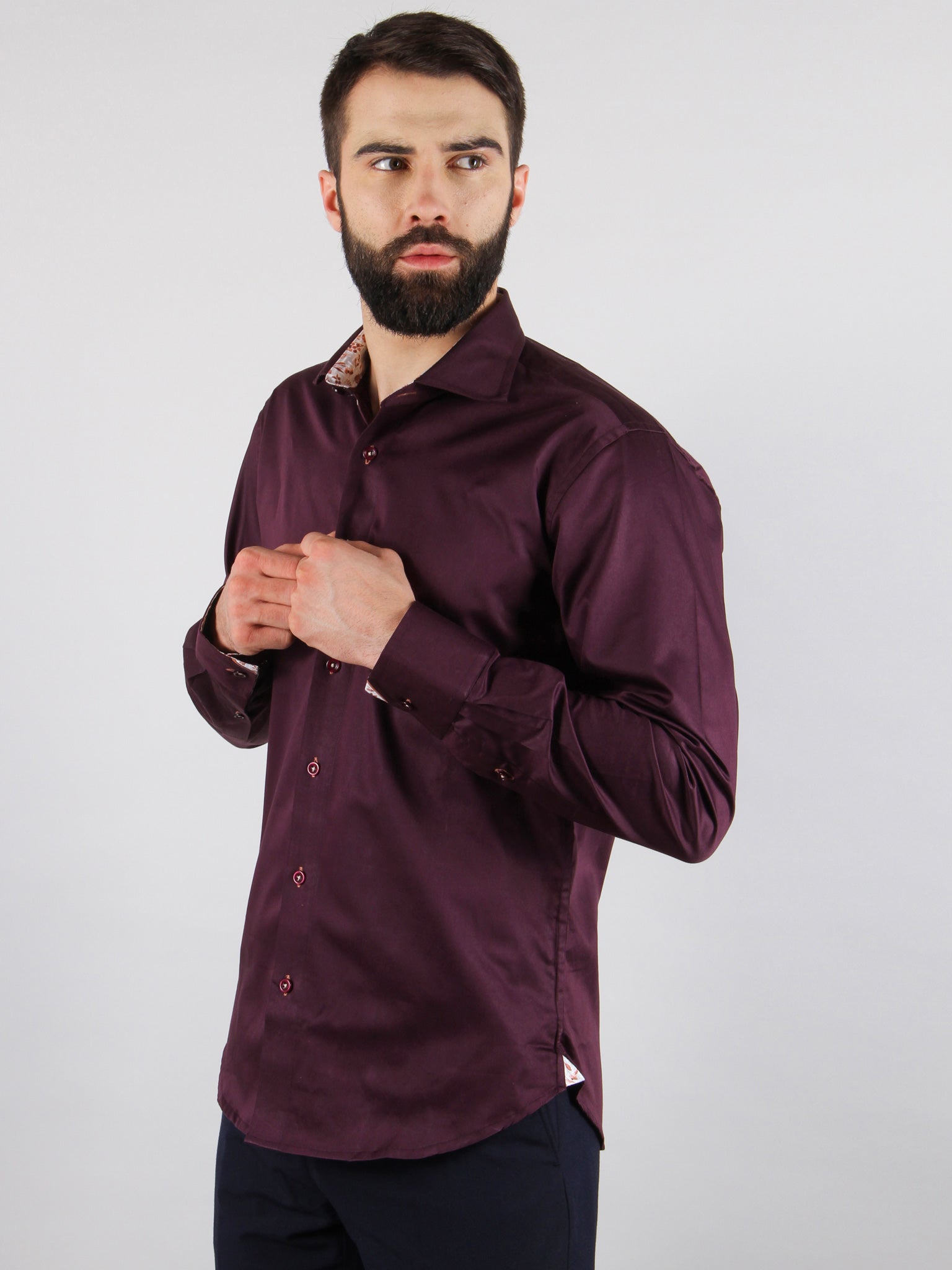 grape vine shirt model image