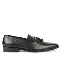 Loafer with Tassel - Black