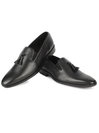 Loafer with Tassel - Black