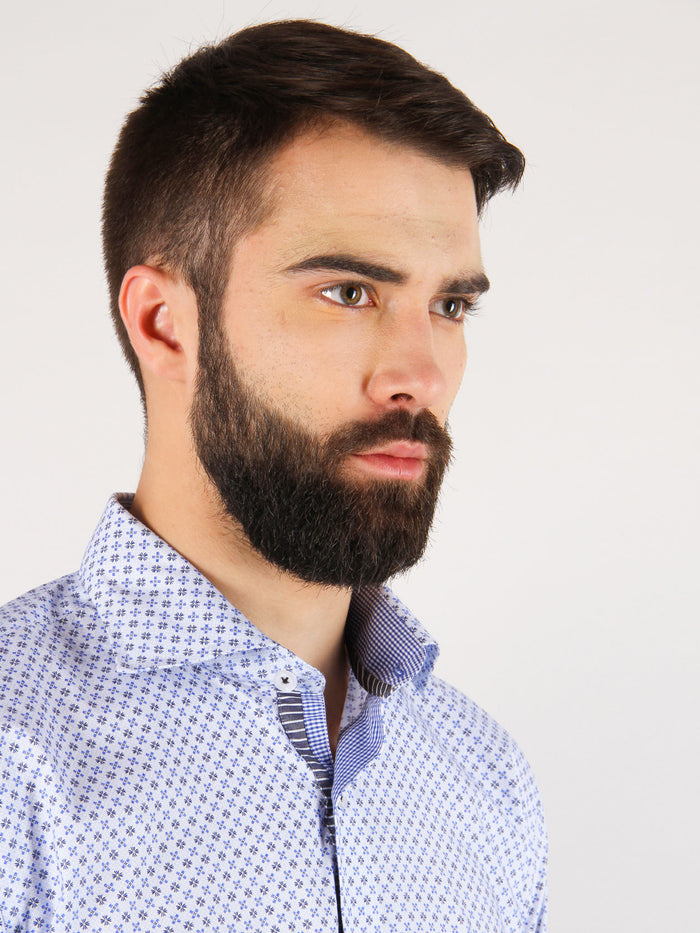 gentle flurry shirt model collar image 