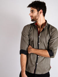 stone grill shirt model image 