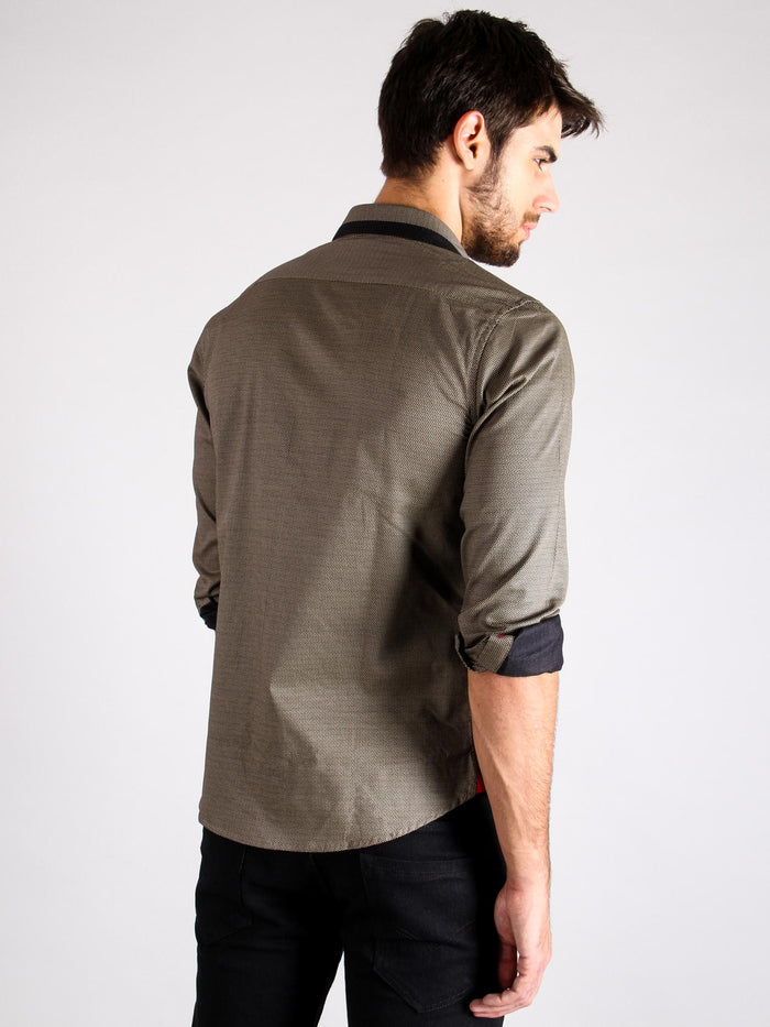 stone grill shirt model back image 