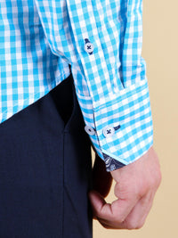 ocean current shirt model cuff image 