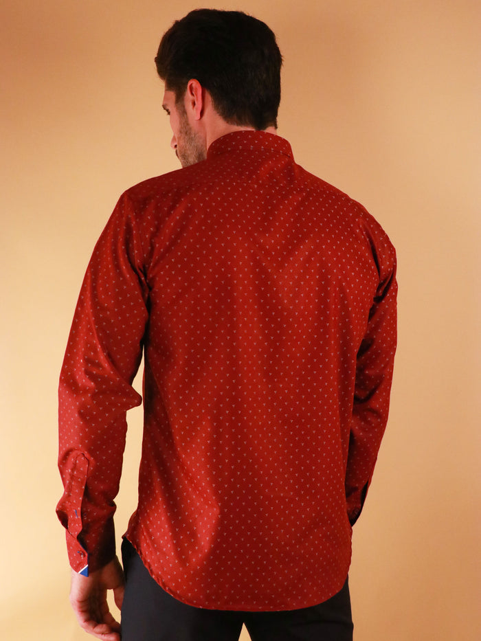 crimson star shirt model image from back