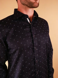 dark crossway shirt model image collar close up