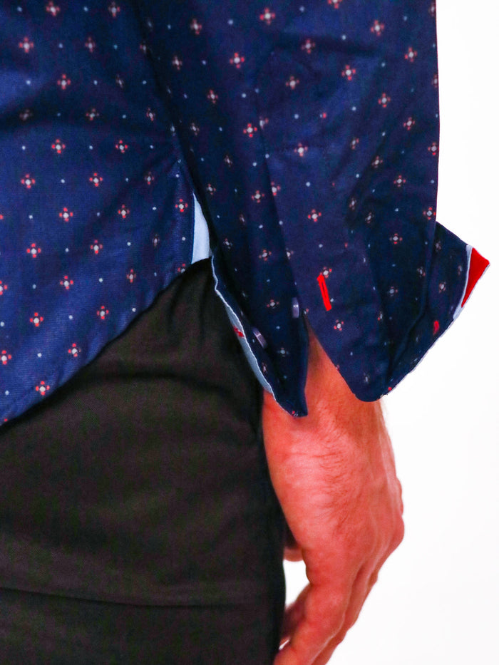 shining star shirt image of cuff